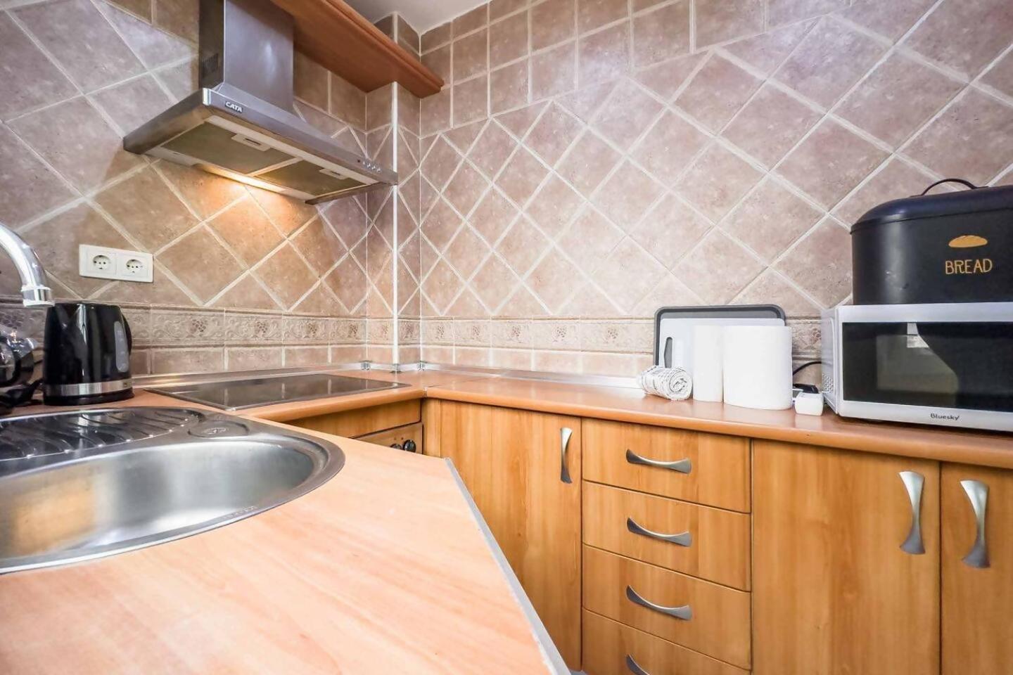 Cyv Centrally Located 1 Bed 1 Bath Near The Beach Фуэнхирола Экстерьер фото